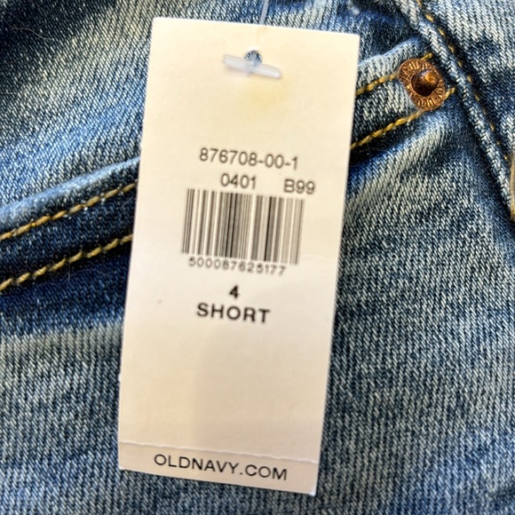 NEW! High rise jeans. Size 4 Short - Picture 5 of 5